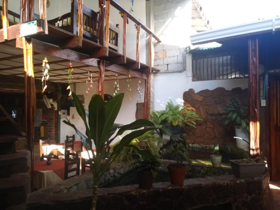 Toninas Hotel Inirida Bagian luar foto